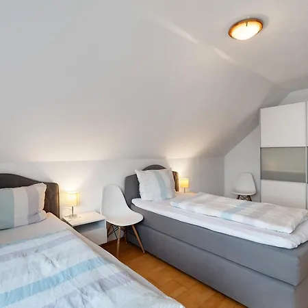 Apartment Serr