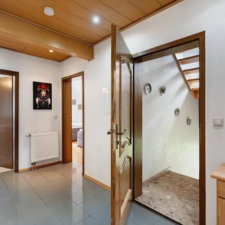 Apartment Serr