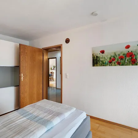 Serr Apartment *